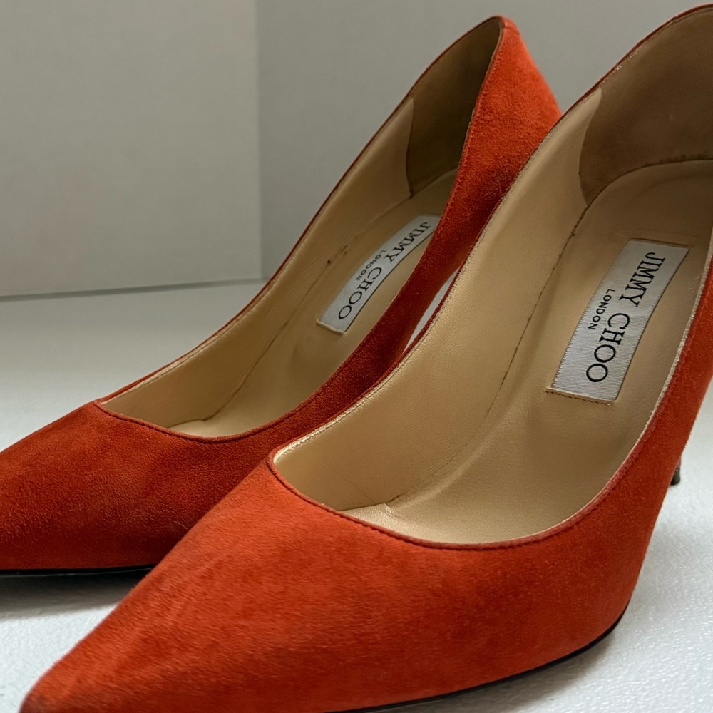 Jimmy Choo Orange Suede Pointed Toe Pumps – Elegant & Timeless Heels